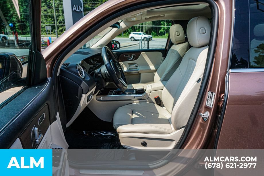 Used 2022 Mercedes-Benz GLB 250 4MATIC w/ Premium Package Lite image 19