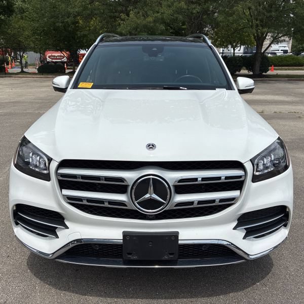 Used 2023 Mercedes-Benz GLS 450 4MATIC w/ AMG Line Exterior image 8