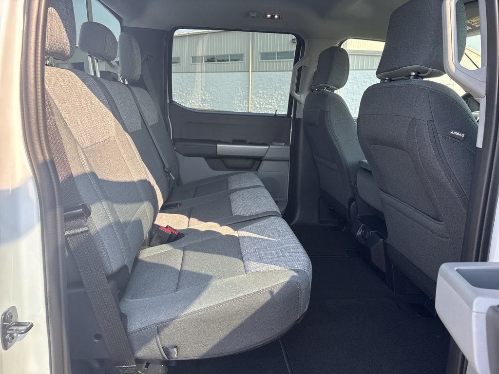 New 2027 Ford F250 XLT AWD/4WD image 24