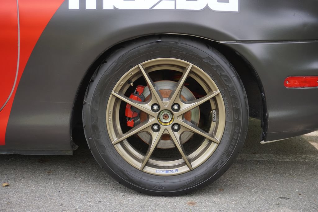 Used 1999 MAZDA MX-5 Miata RWD image 12