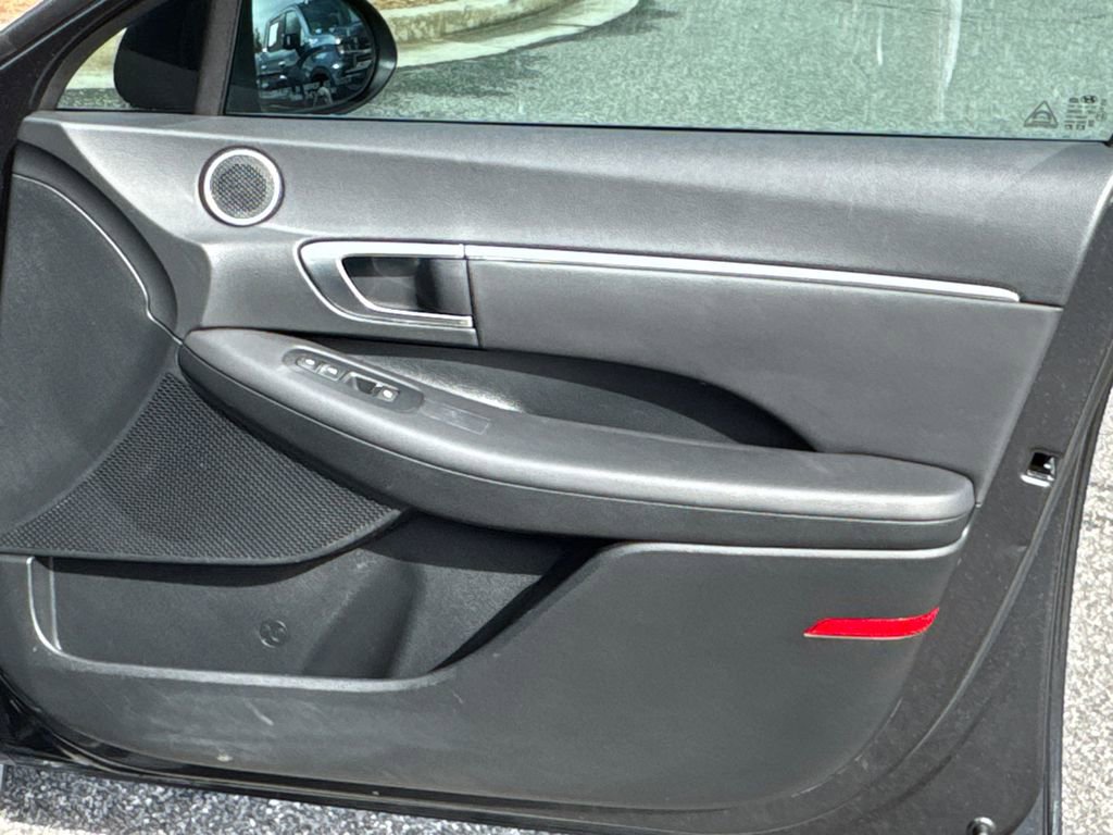 Used 2023 Hyundai Sonata SEL image 12