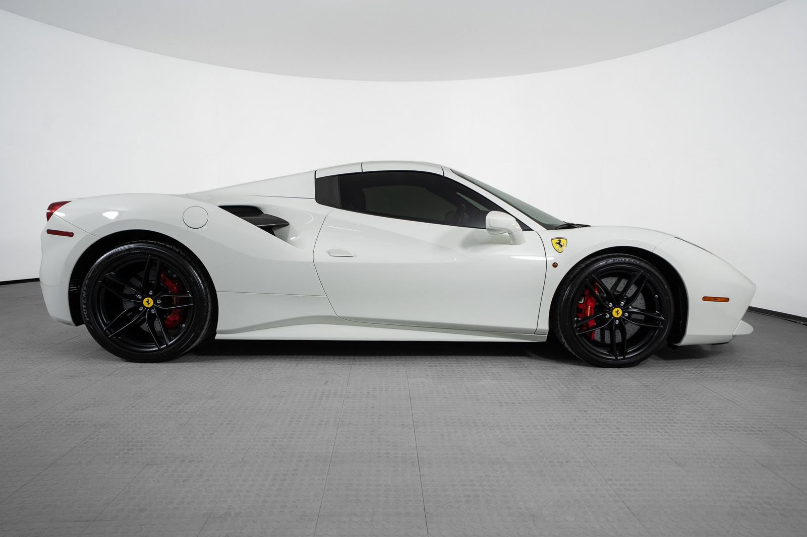 Certified 2019 Ferrari 488 Spider RWD image 40