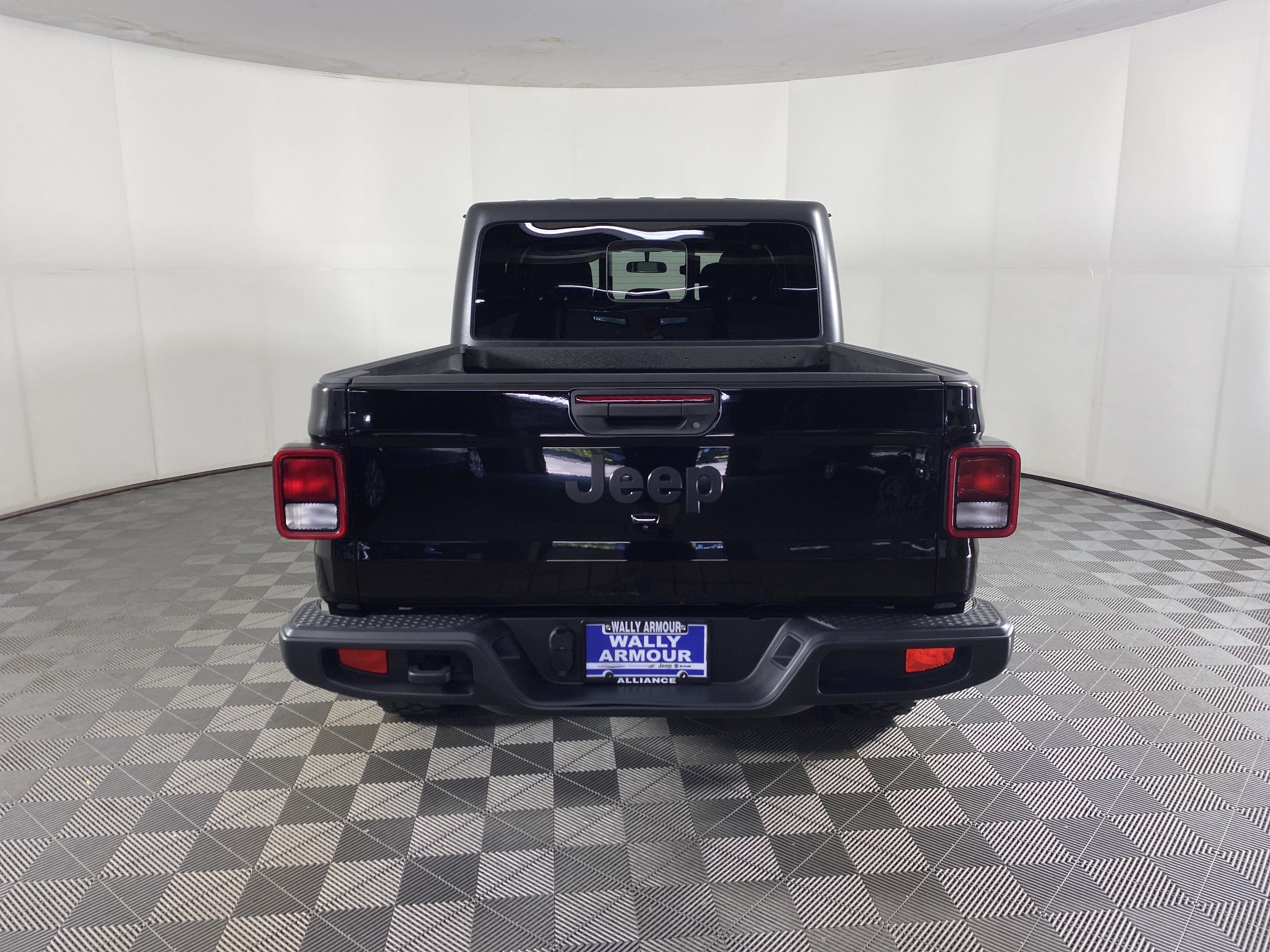 Used 2022 Jeep Gladiator Sport AWD/4WD image 8