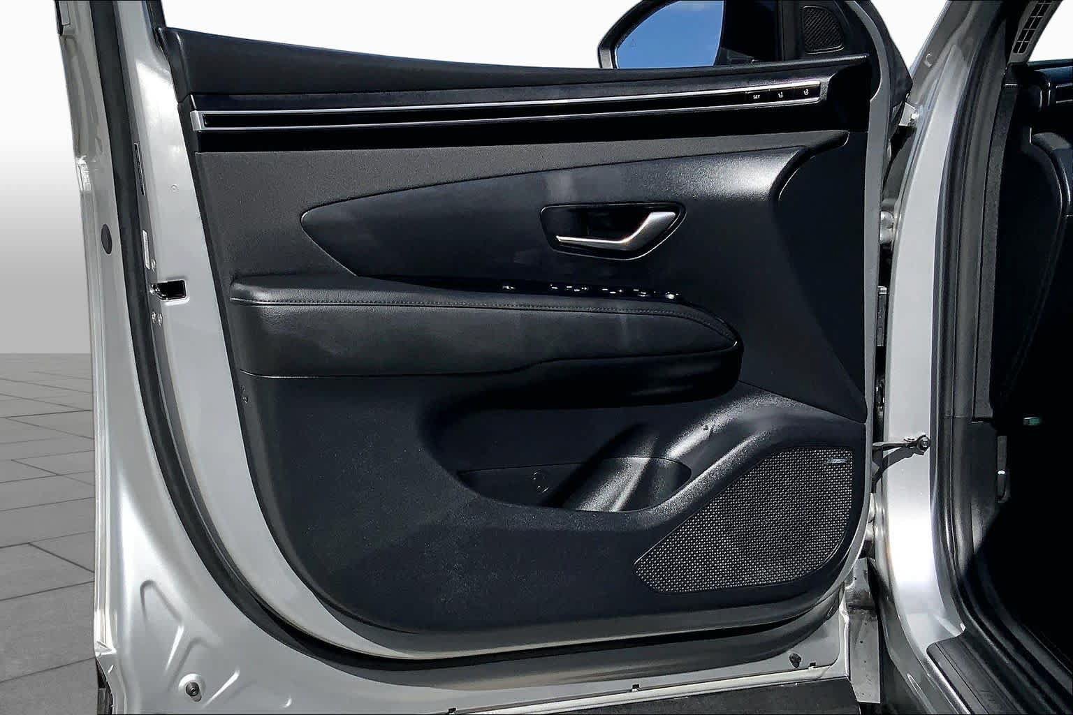 Certified 2022 Hyundai Tucson Limited FWD image 21