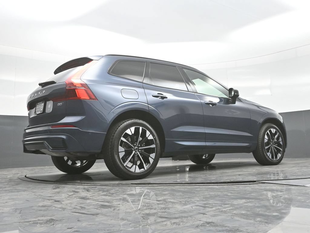 New 2026 Volvo XC60 B5 Plus w/ Climate Package AWD/4WD image 23