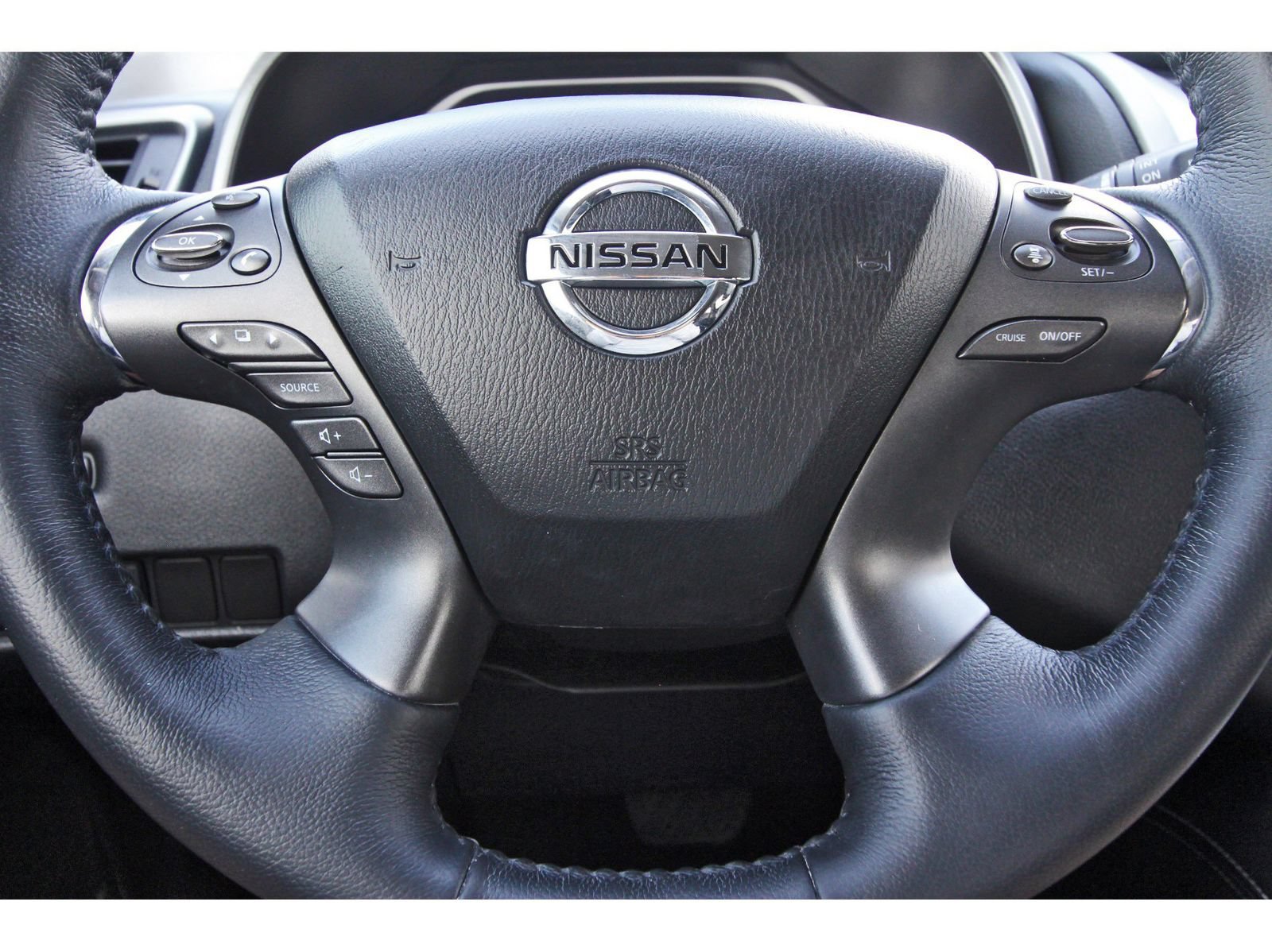 Used 2019 Nissan Murano SL FWD image 17