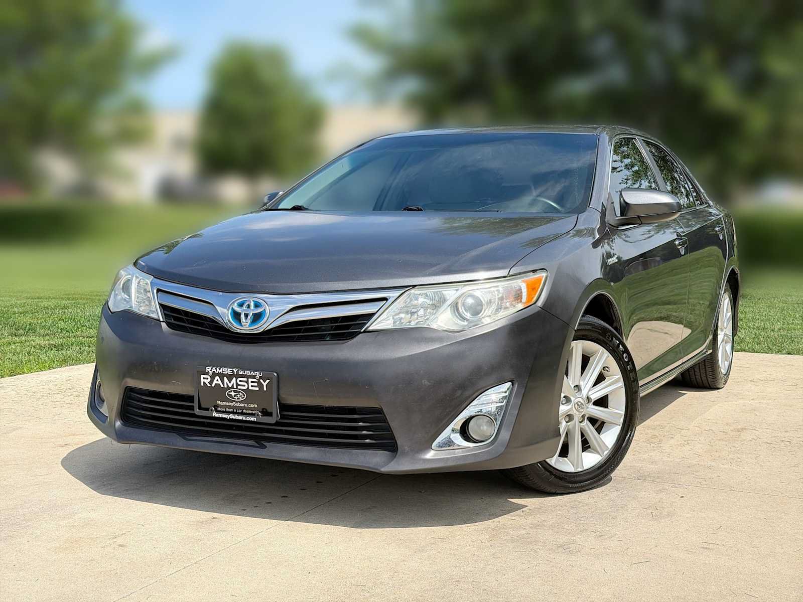 Used 2012 Toyota Camry XLE w/ Convenience Pkg