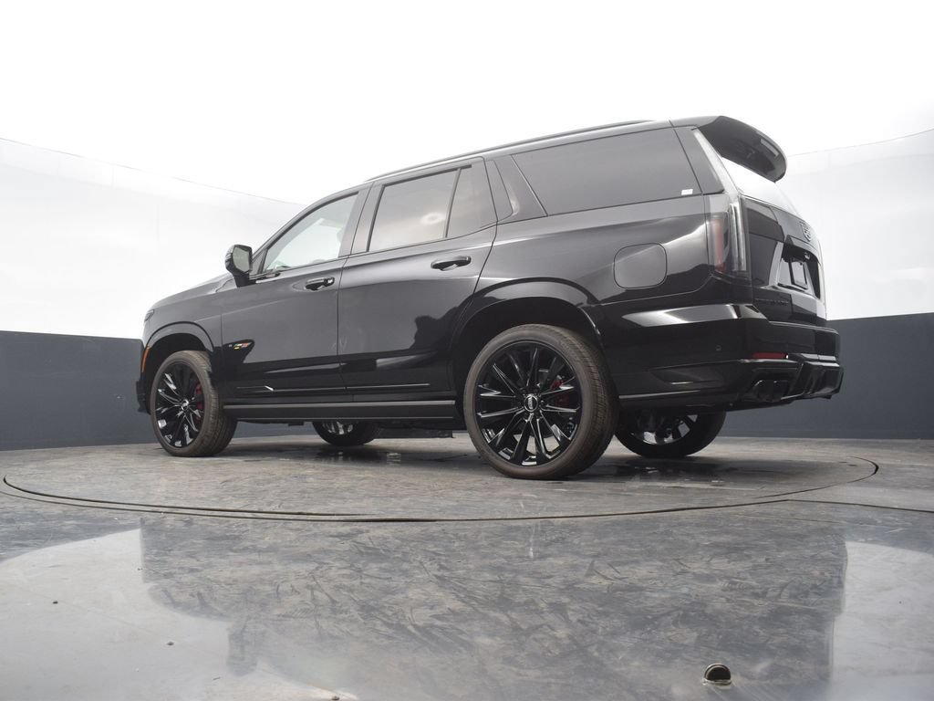 Certified 2025 Cadillac Escalade V w/ LPO, ONYX Package AWD/4WD image 58
