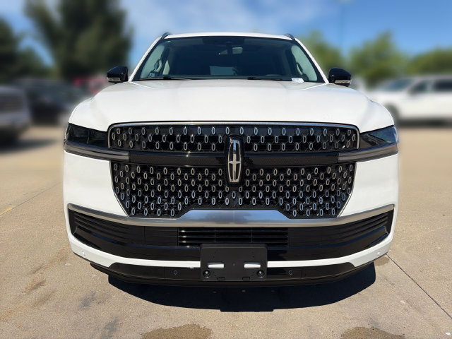 New 2026 Lincoln Navigator Reserve AWD/4WD image 12