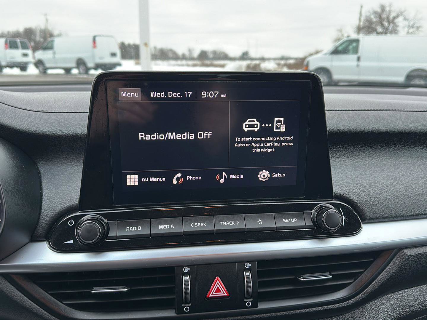 Used 2023 Kia Forte LXS image 28