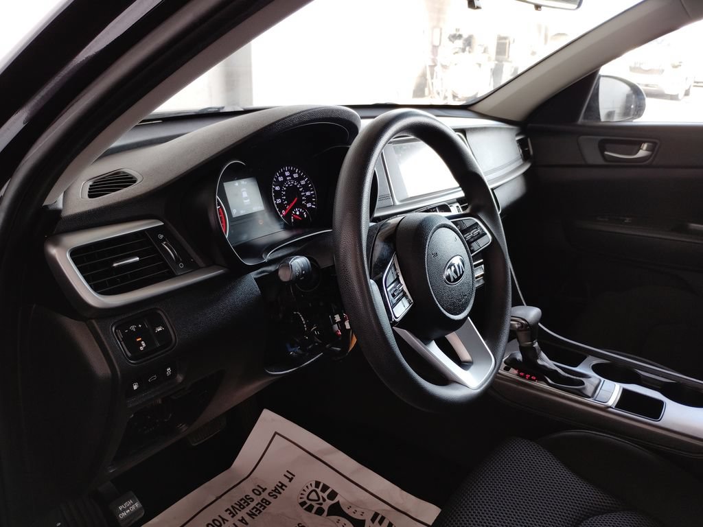 Used 2020 Kia Optima LX FWD image 24
