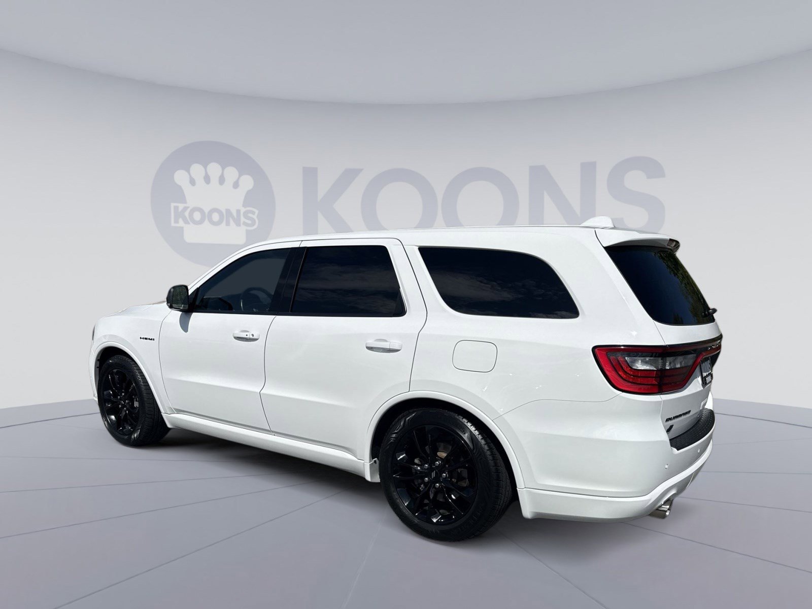 Used 2020 Dodge Durango R/T w/ Blacktop Package AWD/4WD image 4