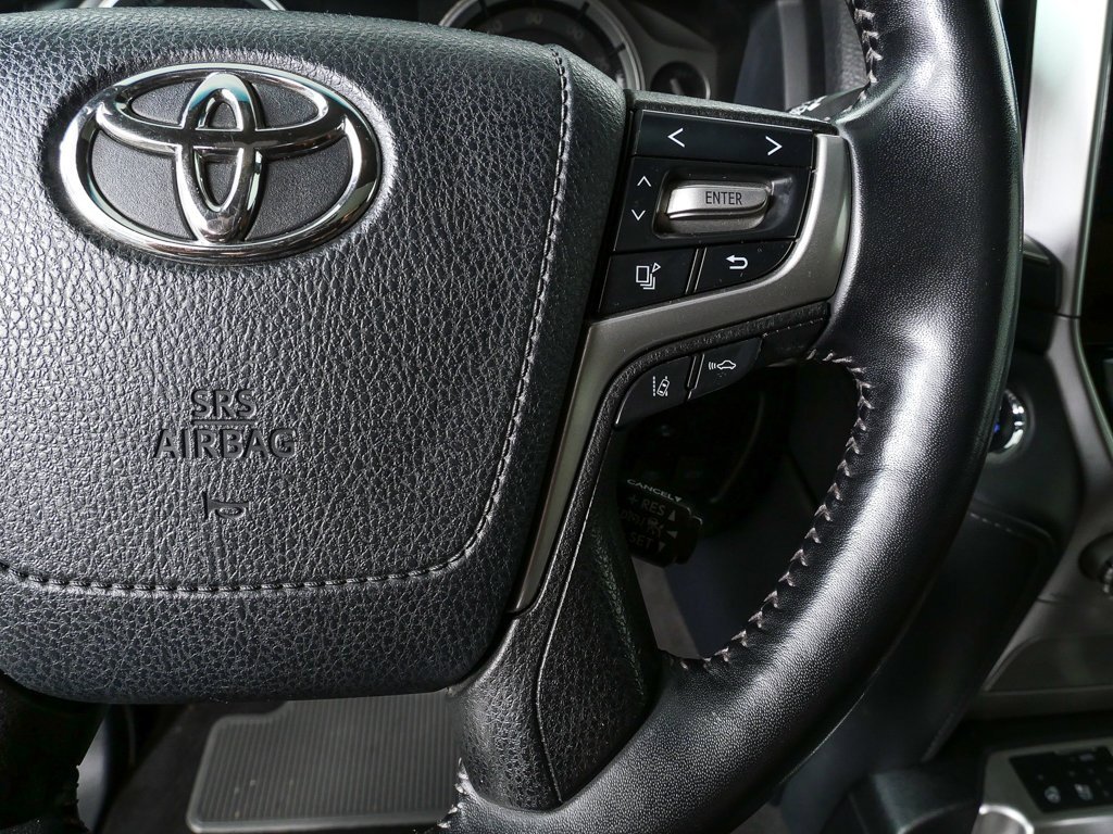 Used 2021 Toyota Land Cruiser image 11