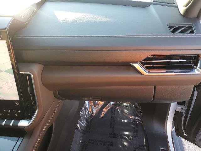 New 2026 GMC Yukon XL Denali Ultimate image 36