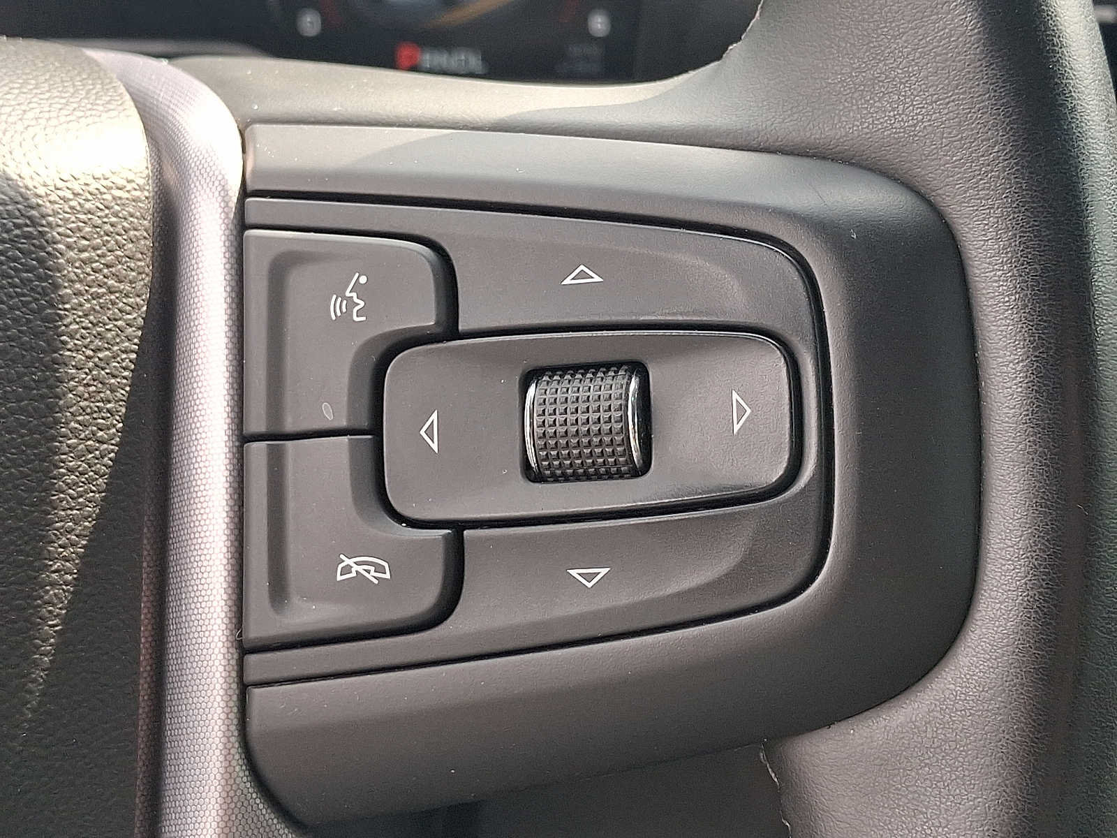 Used 2025 GMC Sierra 1500 SLT AWD/4WD image 22