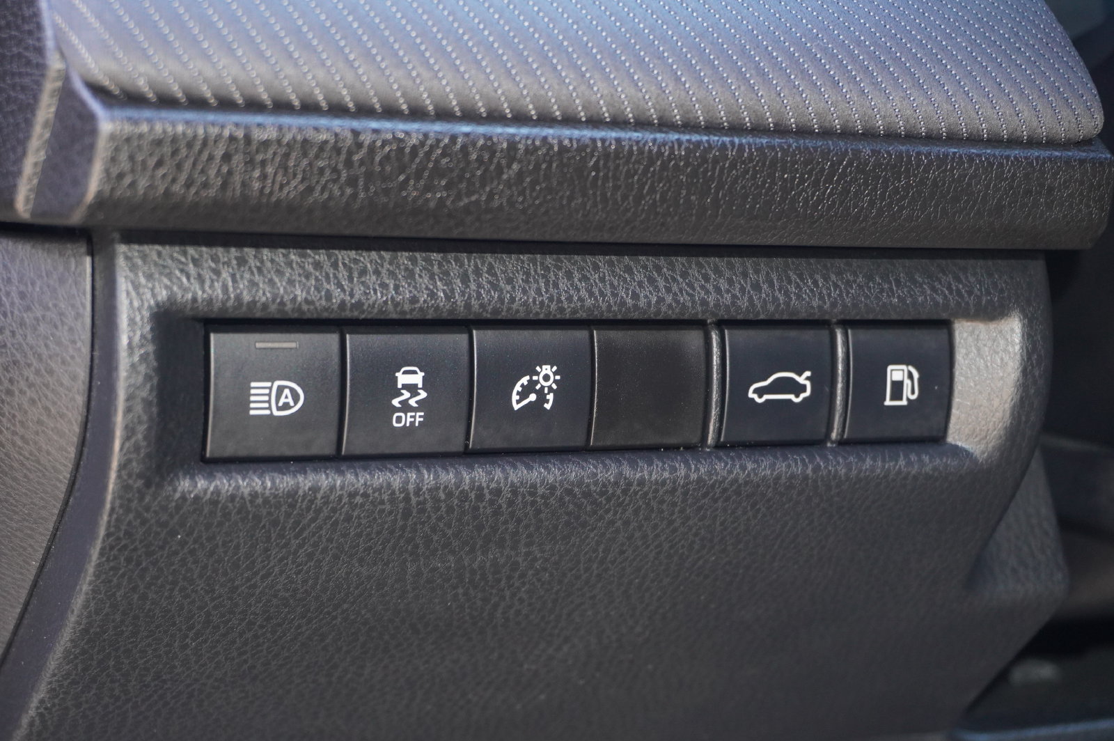 Certified 2026 Toyota Camry SE FWD image 12