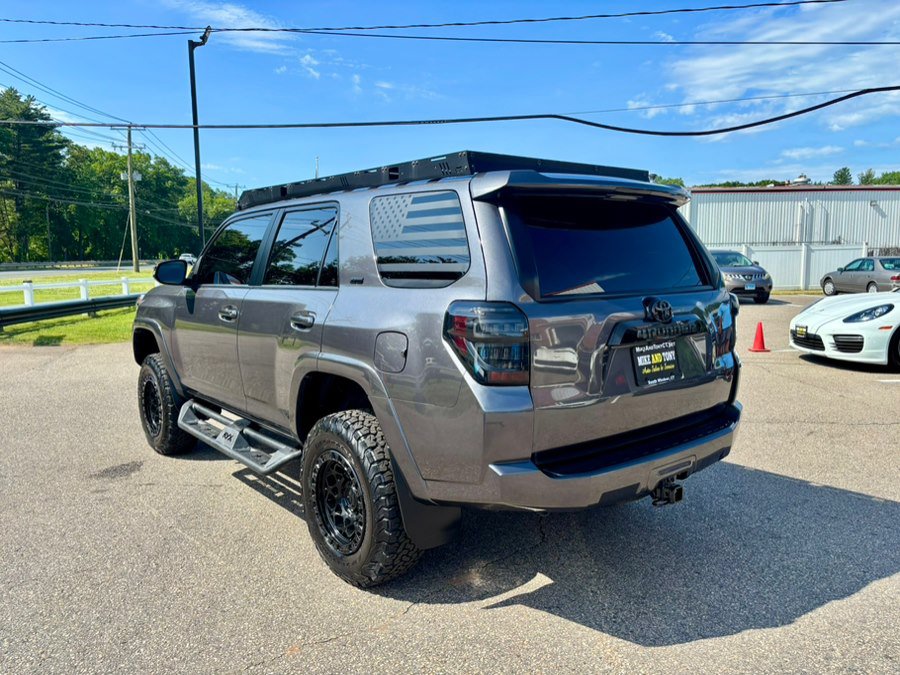 Used 2023 Toyota 4Runner SR5 Premium w/ Moonroof Package AWD/4WD image 6