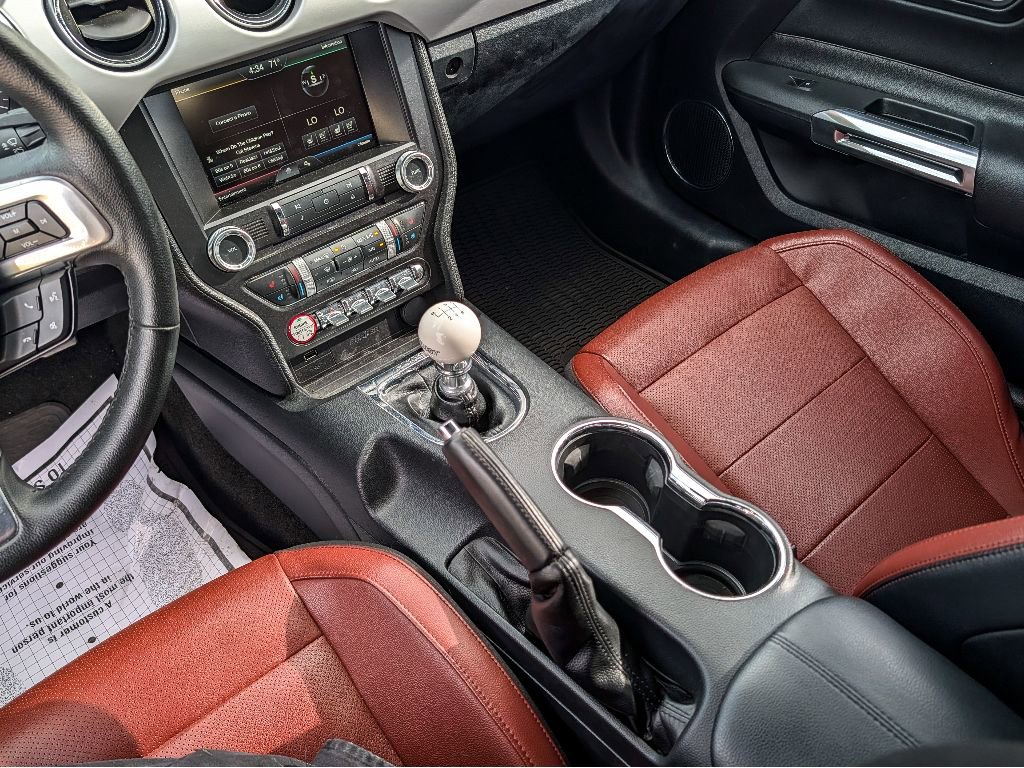 Used 2015 Ford Mustang GT Premium RWD image 17