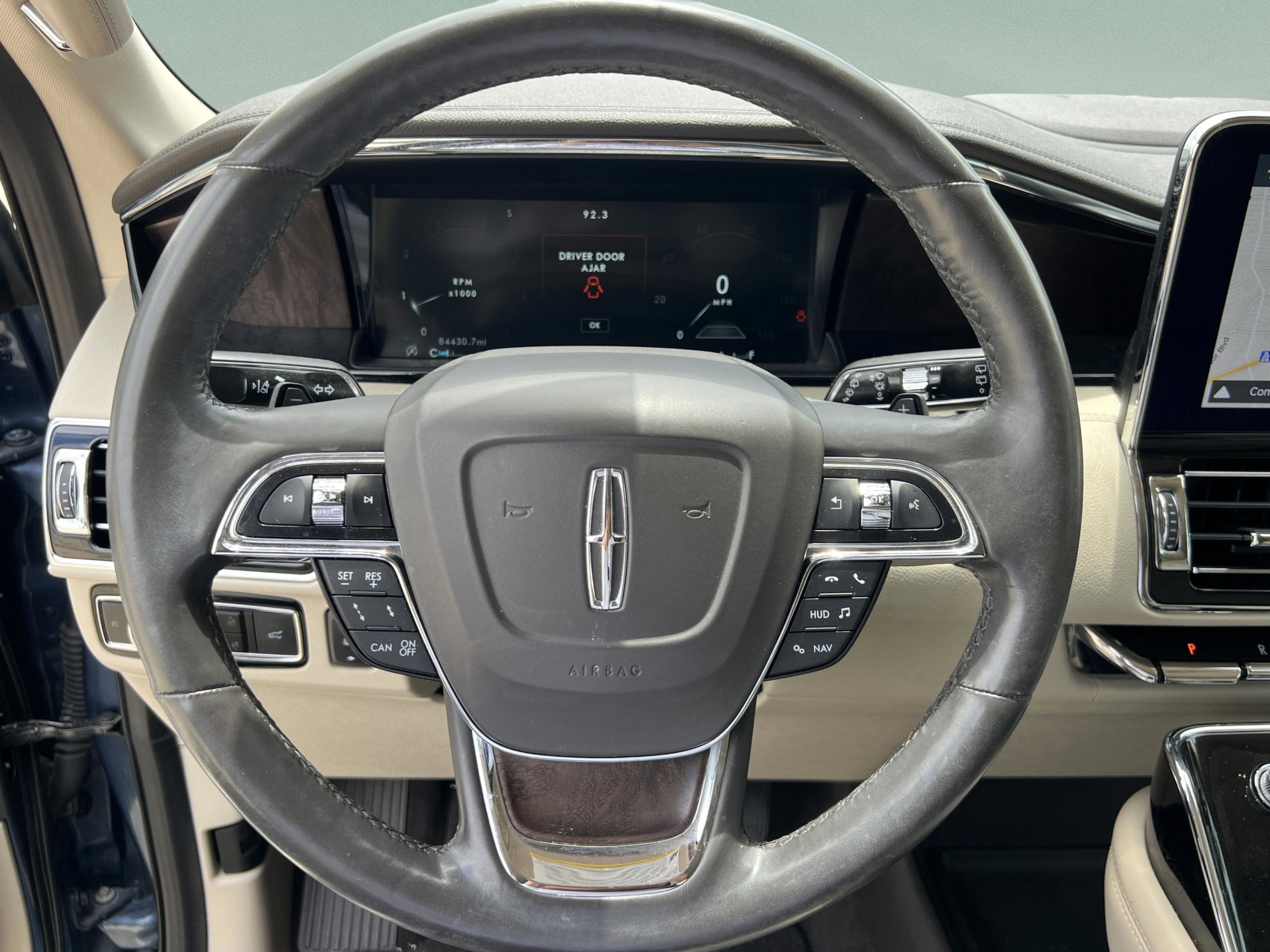 Used 2019 Lincoln Navigator Reserve w/ Cargo Package AWD/4WD image 16