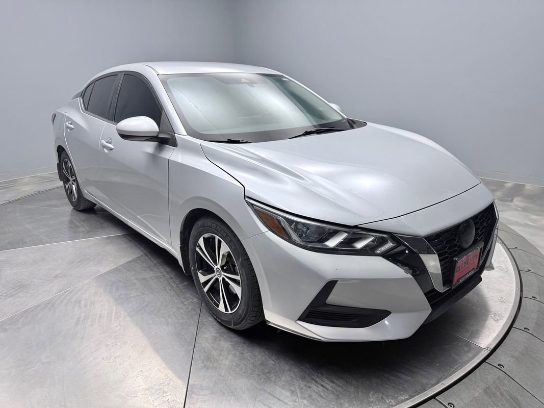 Used 2022 Nissan Sentra SV image 3