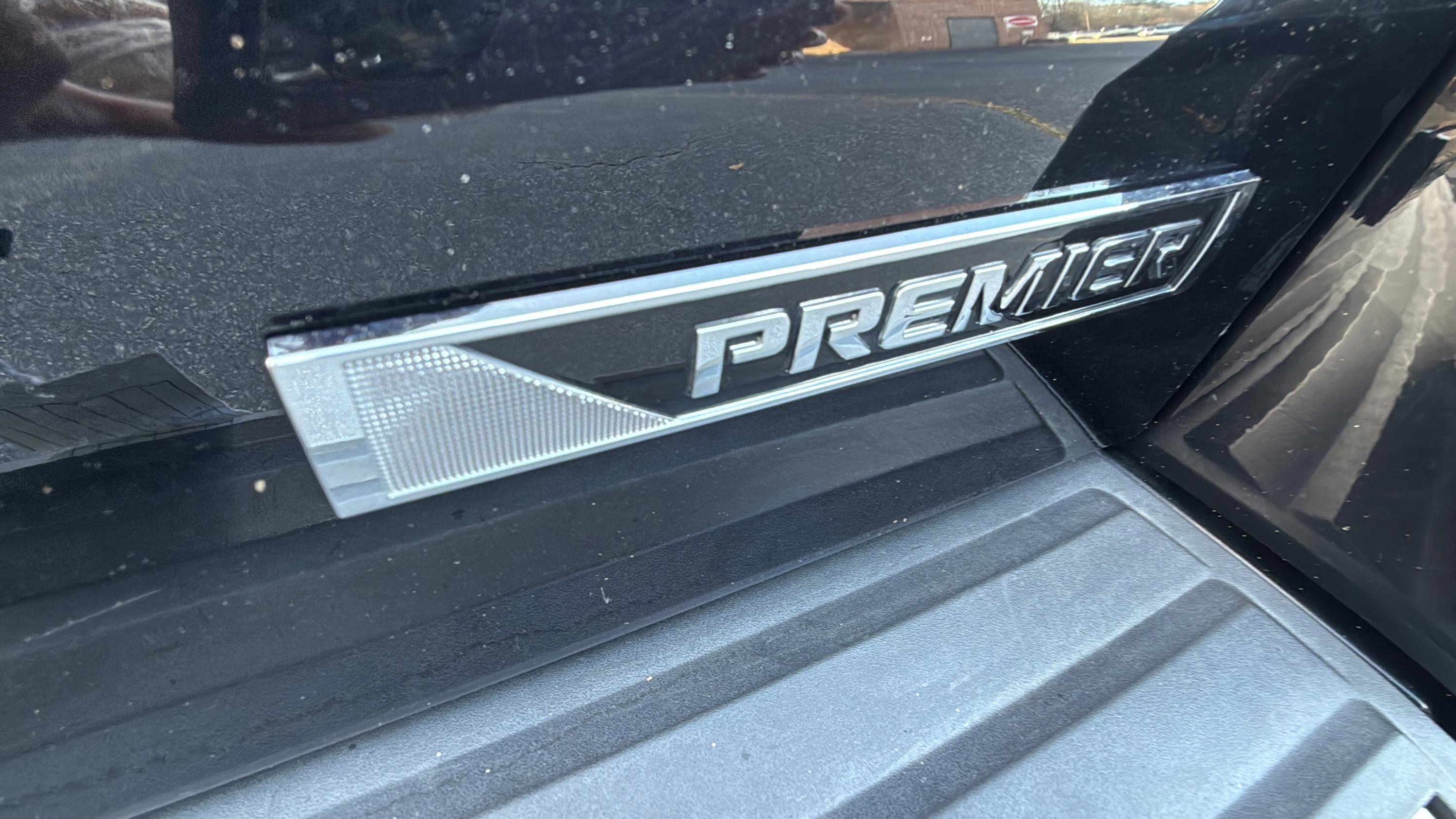 Used 2017 Chevrolet Tahoe Premier image 32