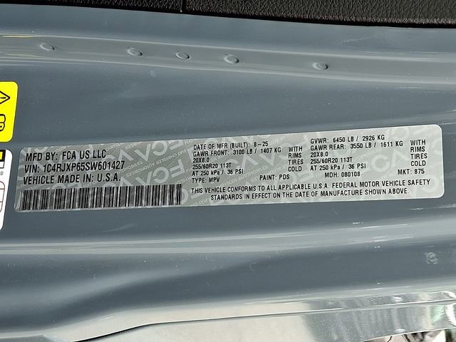 Used 2025 Jeep Wrangler Unlimited Sahara image 27