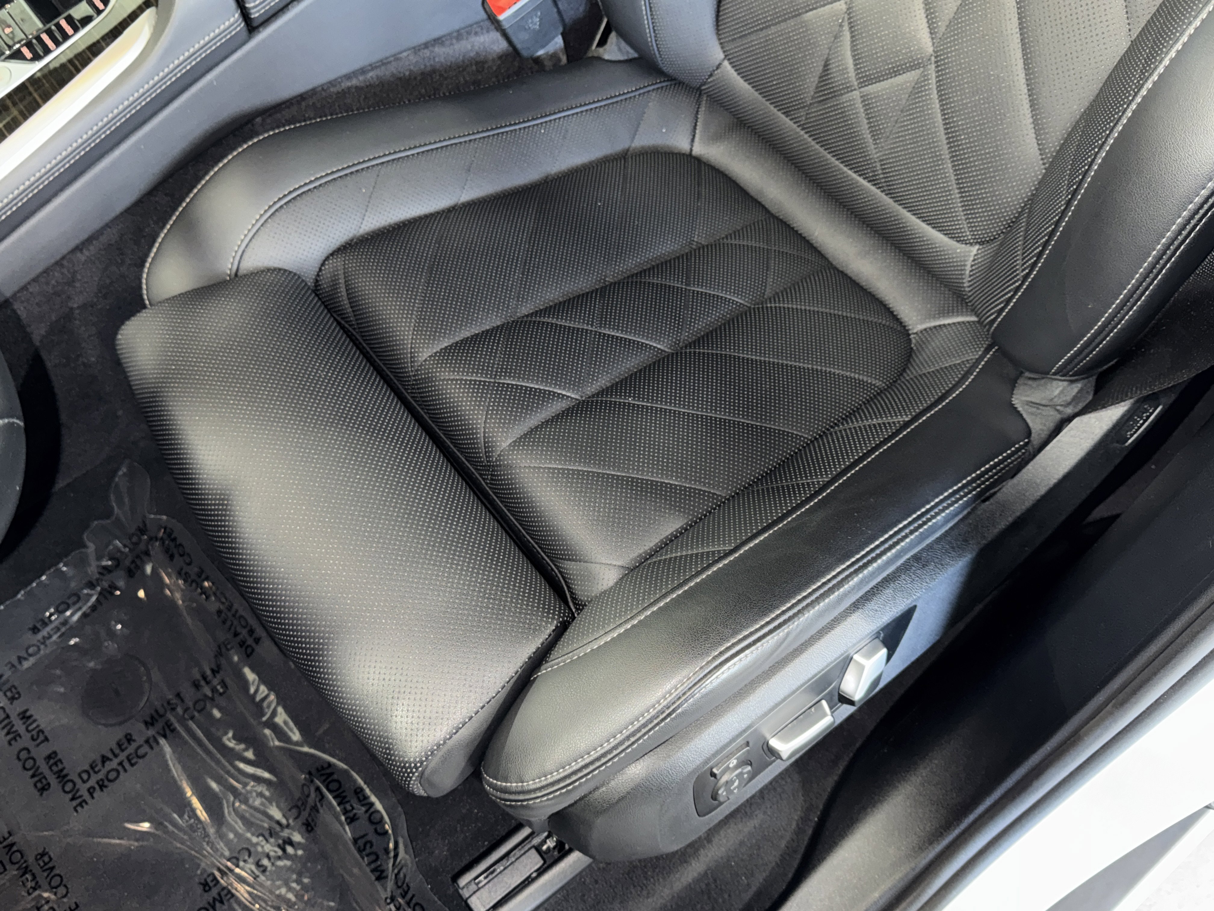 Used 2025 BMW X5 sDrive40i w/ Premium Package image 34