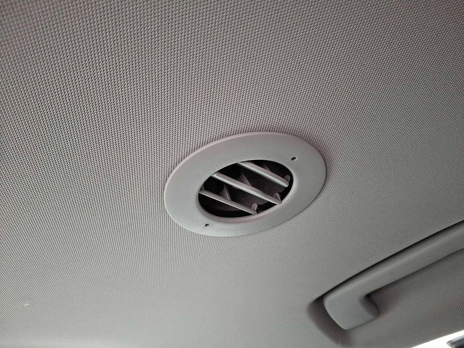 Certified 2018 Chevrolet Traverse LT image 27