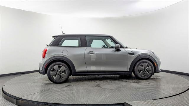 Used 2024 MINI Cooper 2-Door Hardtop image 9