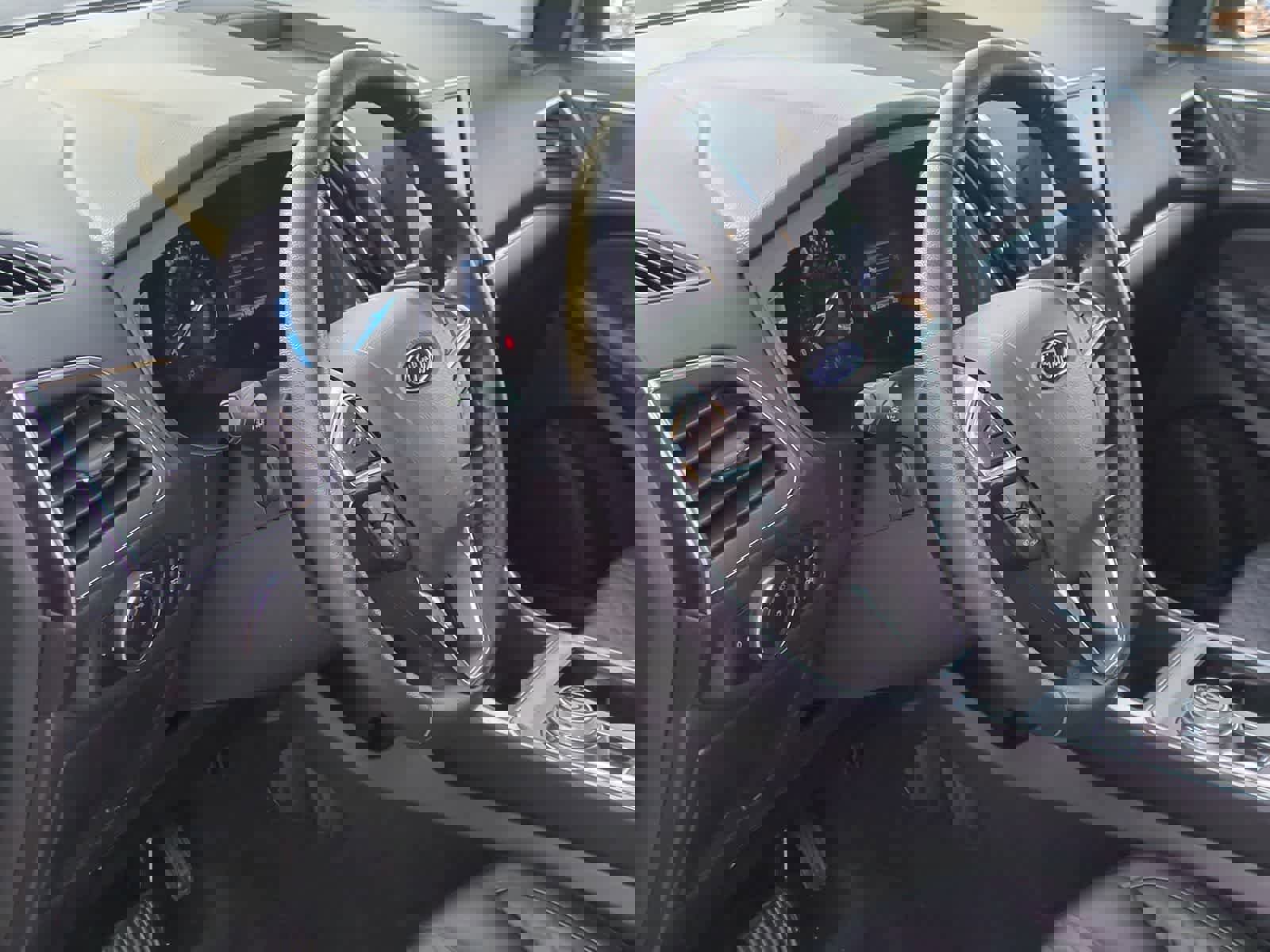 Used 2024 Ford Edge Titanium image 10