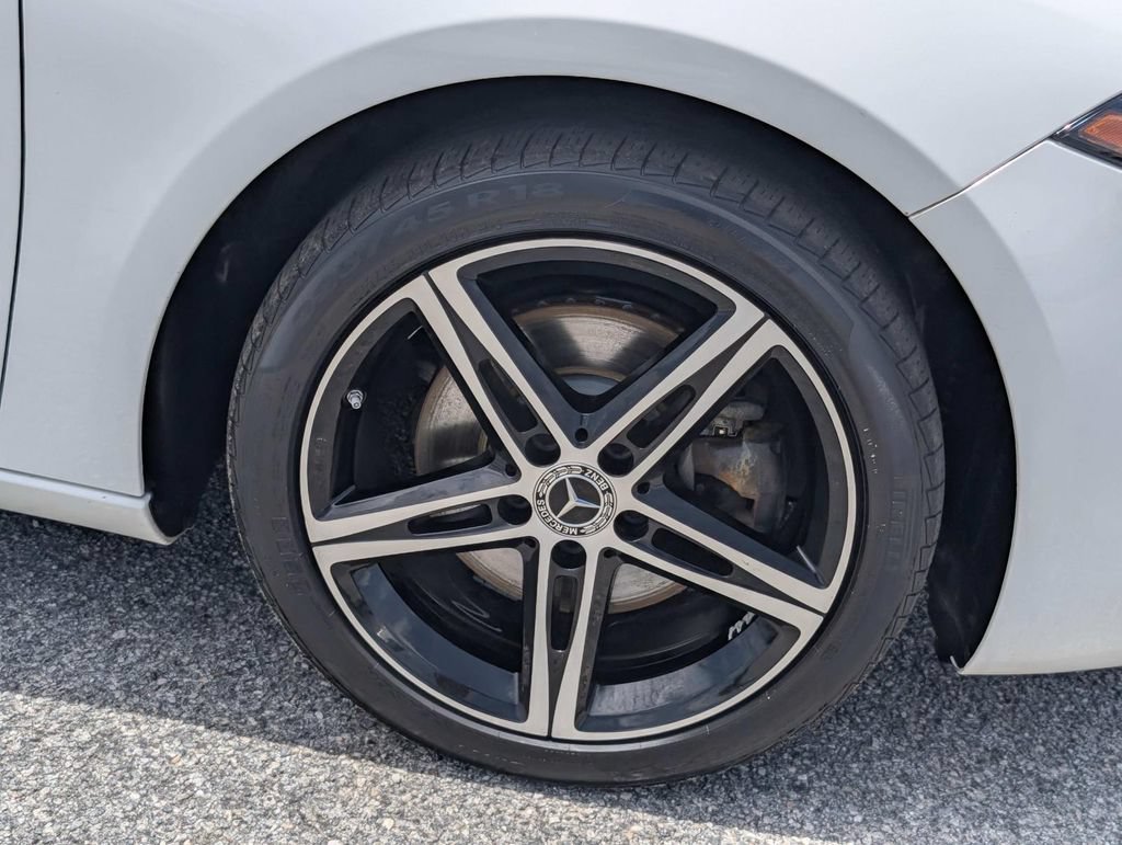 Used 2019 Mercedes-Benz A 220 image 5