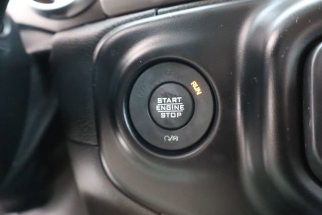 Used 2020 Jeep Wrangler Unlimited Sahara AWD/4WD image 19