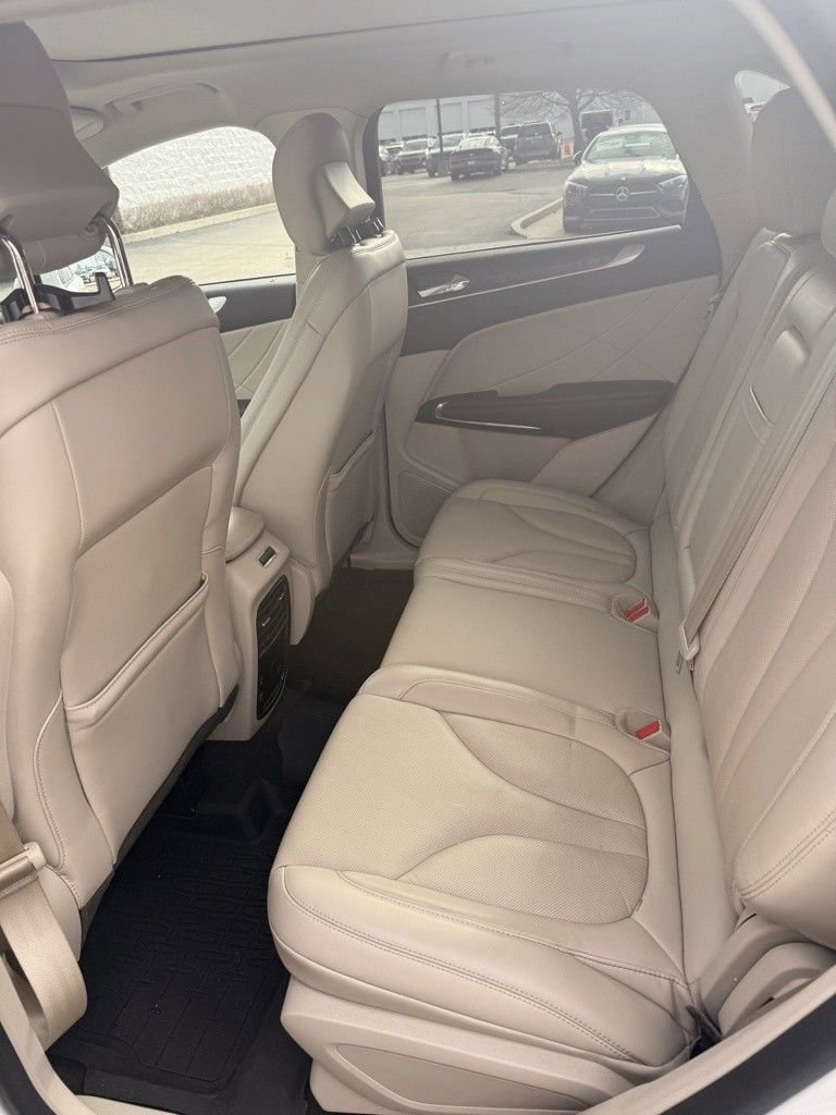 Used 2019 Lincoln MKC Reserve w/ MKC Climate Package image 6