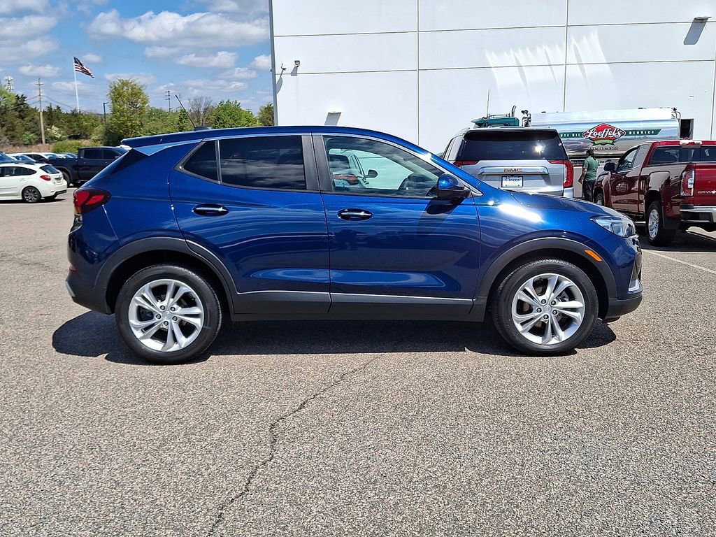 Used 2023 Buick Encore GX Preferred w/ Cold Weather Comfort Package FWD image 10