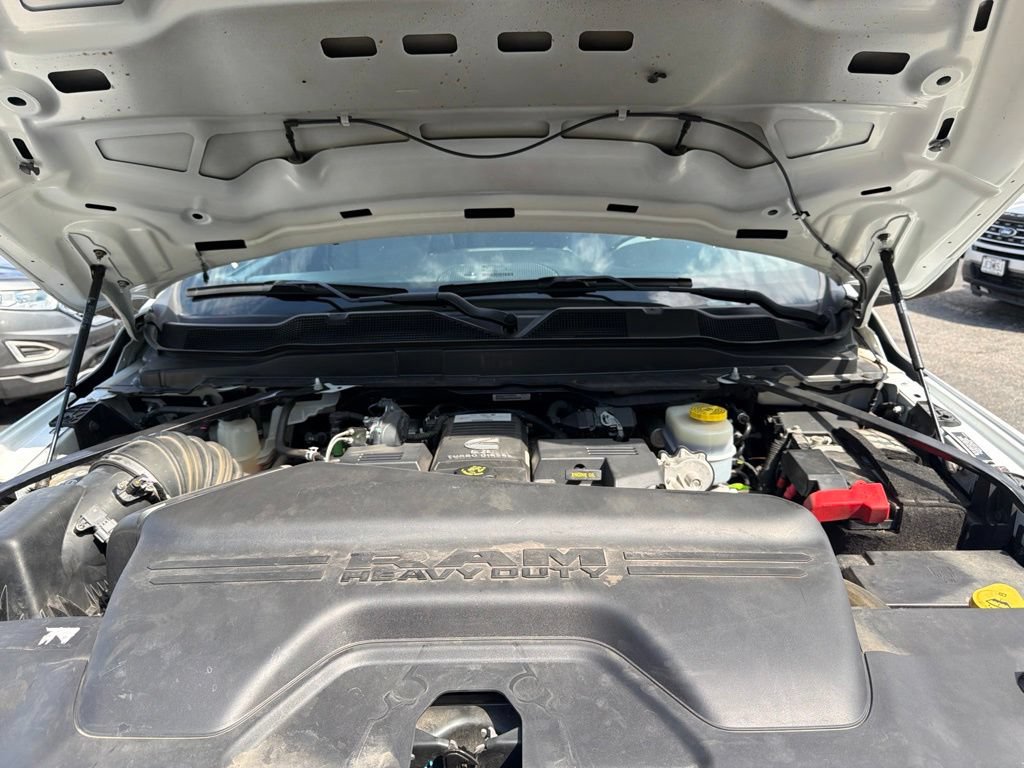 Used 2024 RAM 2500 Tradesman w/ Chrome Appearance Group AWD/4WD image 40