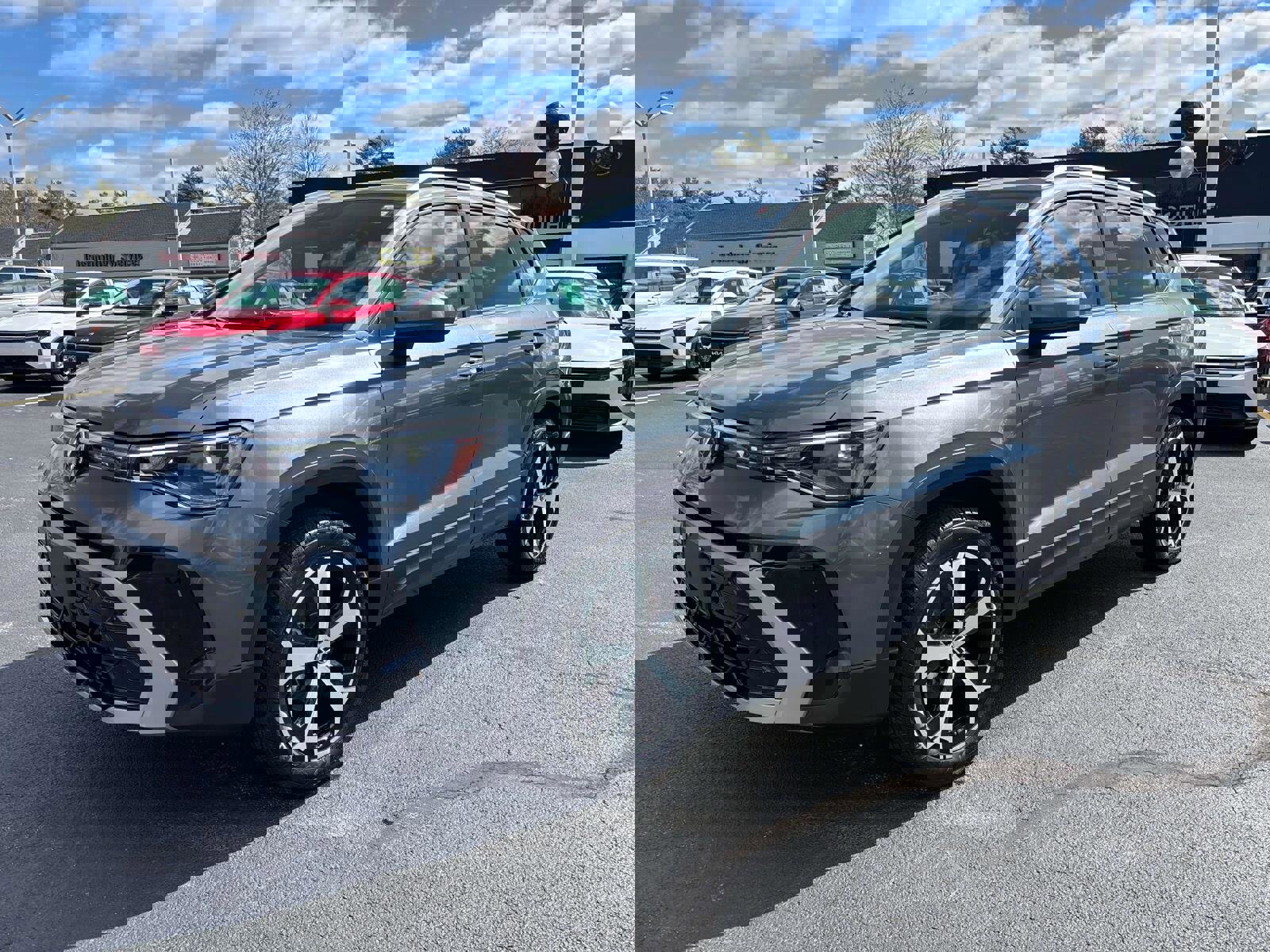 Used 2025 Volkswagen Taos SEL video 1