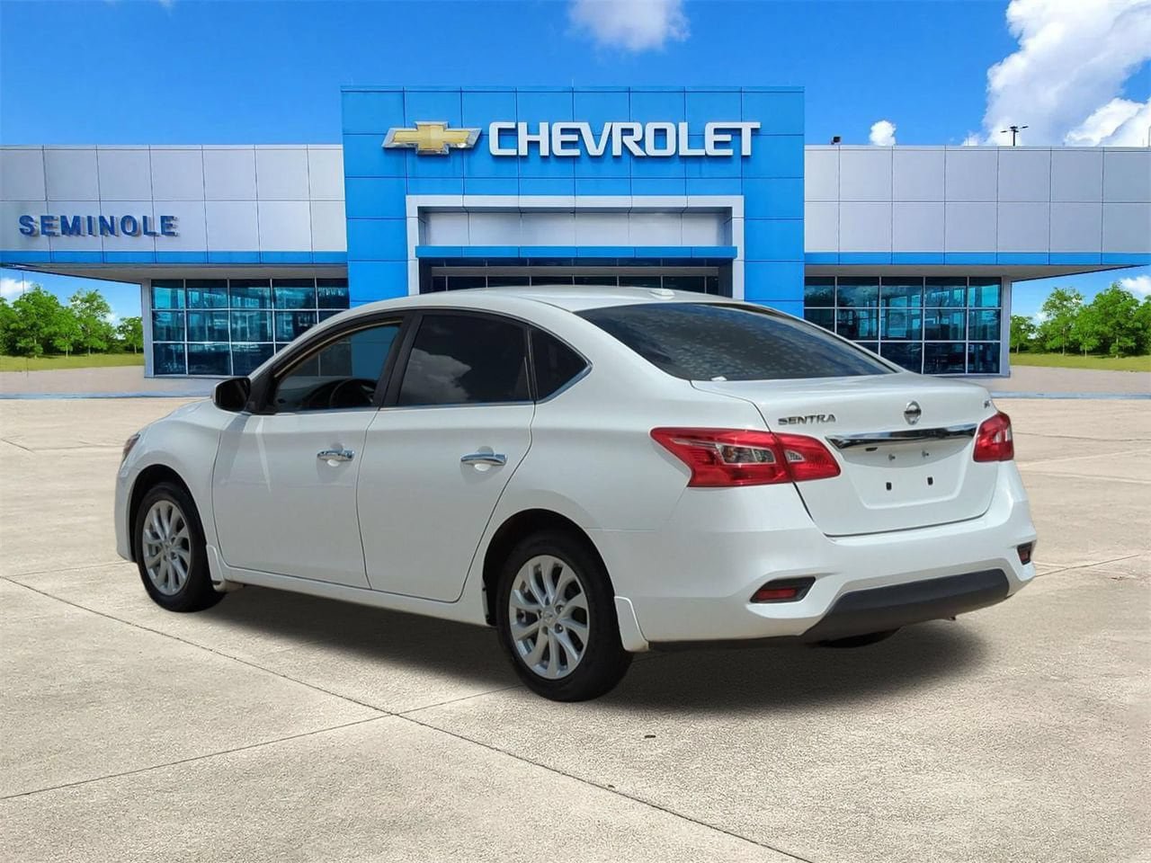 Used 2019 Nissan Sentra SV FWD image 3