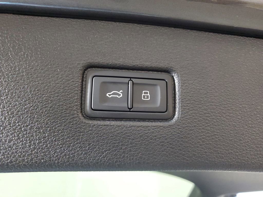 New 2026 Audi Q7 2.0T Premium AWD/4WD image 10