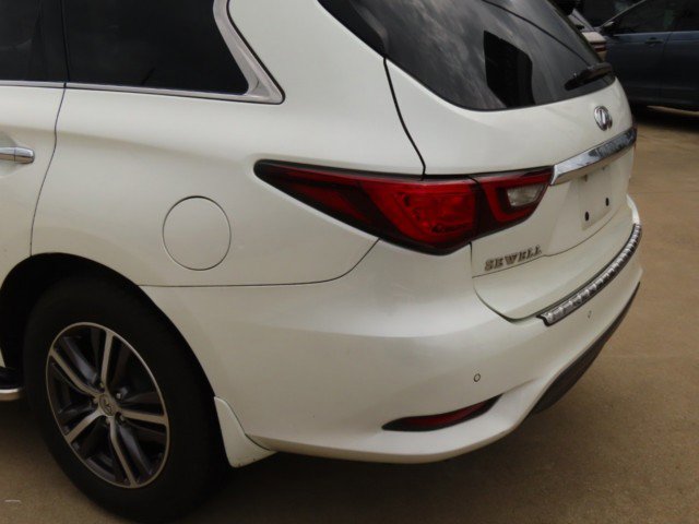 Used 2019 INFINITI QX60 Luxe w/ Essential Package image 14