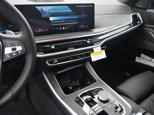 New 2025 BMW X5 xDrive50e image 31