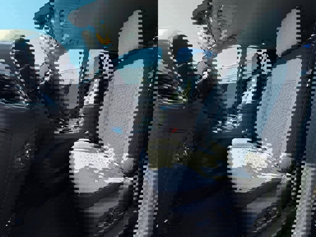 Used 2024 Chevrolet Equinox LS w/ LS Convenience Package image 13