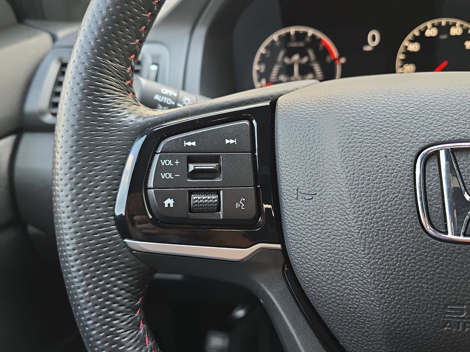 Used 2024 Honda Ridgeline Black Edition image 20