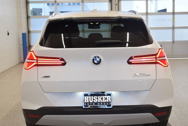 New 2026 BMW X3 xDrive30i w/ Premium Package AWD/4WD image 11