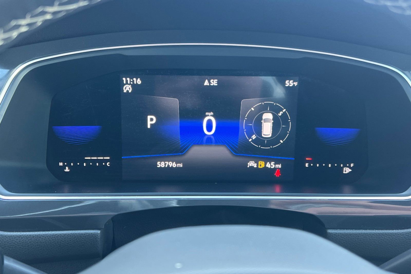 Used 2022 Volkswagen Tiguan SE image 25