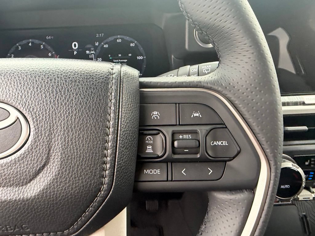 Used 2026 Toyota 4Runner Platinum AWD/4WD image 17