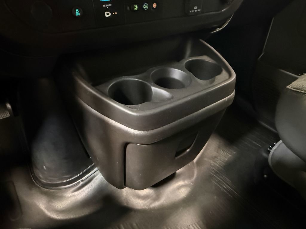 Used 2024 GMC Savana 2500 w/ Driver Convenience Package image 88