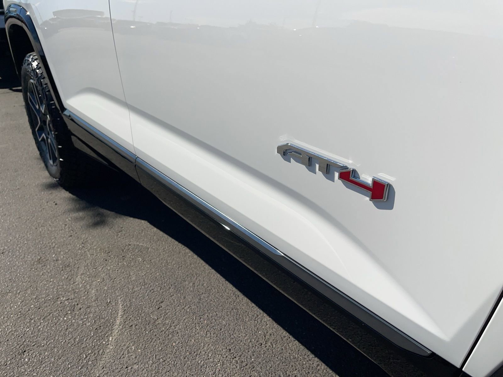 New 2026 GMC Terrain AT4 w/ Convenience Package III image 14