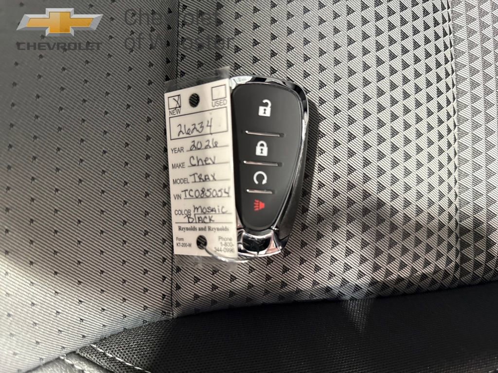 New 2026 Chevrolet Trax LT w/ LPO, Blackout Package image 34