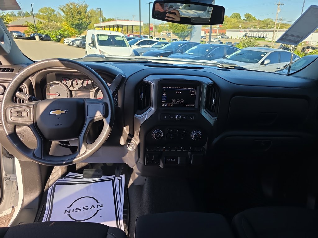 Used 2025 Chevrolet Silverado 2500 Custom w/ Custom Value Package AWD/4WD image 22