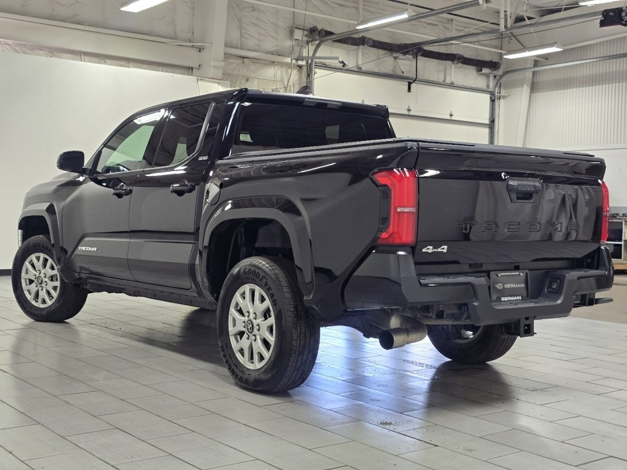 Certified 2025 Toyota Tacoma SR5 image 13